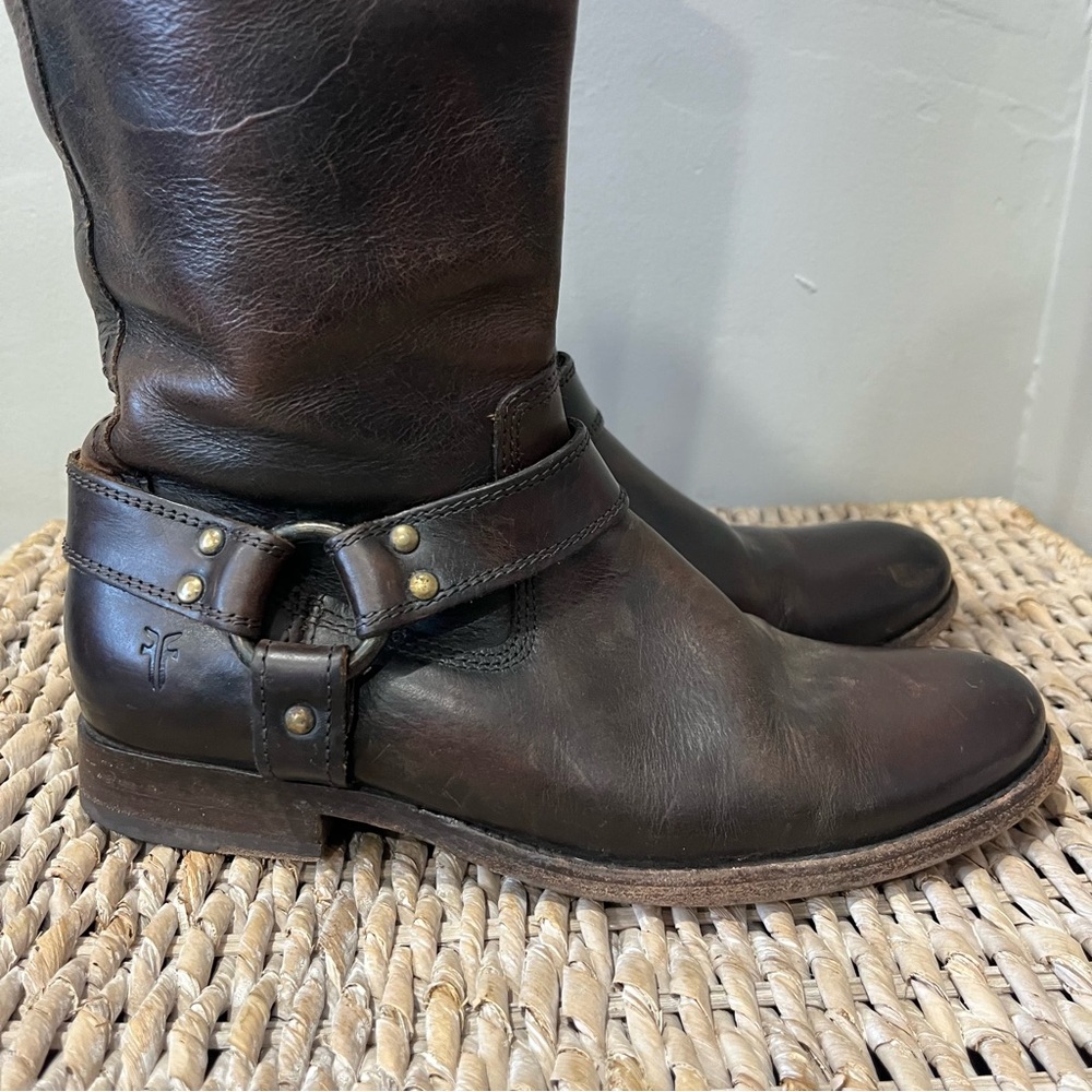 Frye Tall Dark Brown Button Back Full-Zip Women's boots Riding Boots Size 7.5 B - Picture 5 of 13